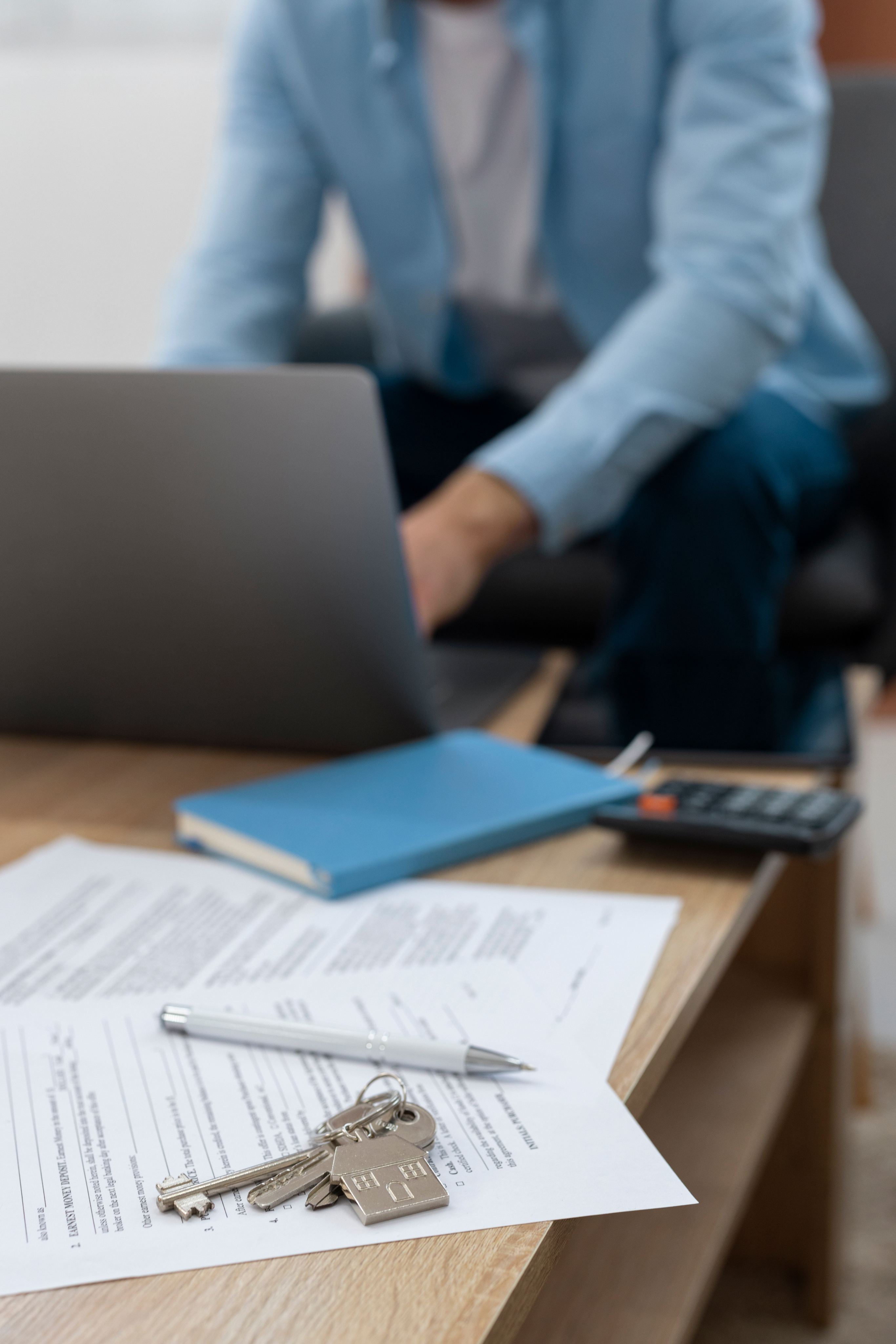 Asesoría legal y financiera